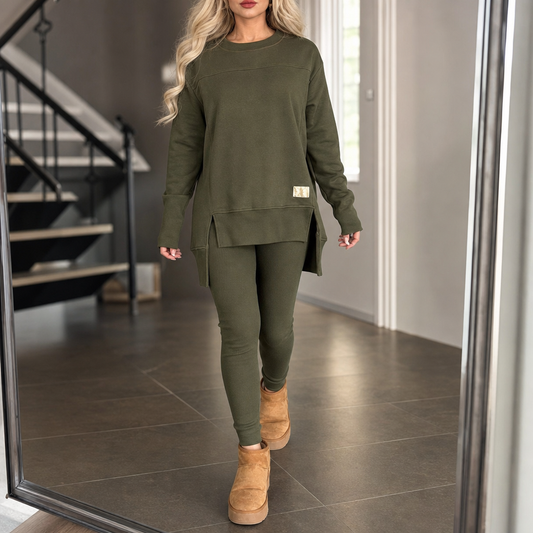 Army green split-sleeve top and pants set with a long tunic and fitted leggings