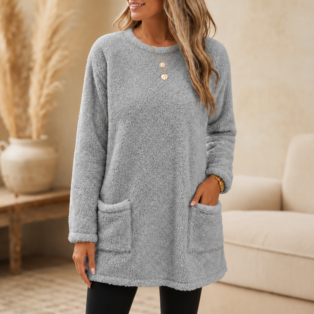 Brushed-lining long-sleeve tunic top in heather gray with front patch pockets