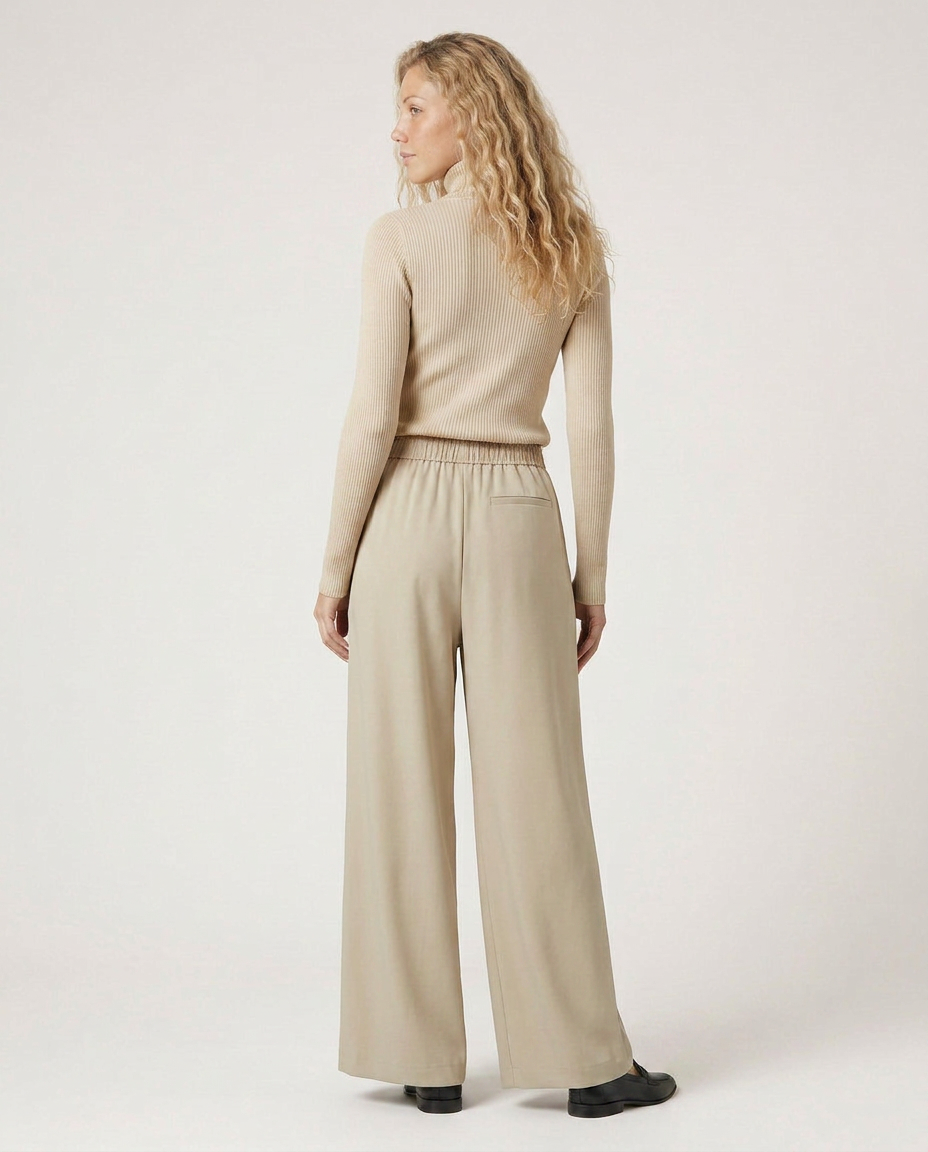 High waist wide-leg trousers, light beige, with elastic waistband and wide straight legs