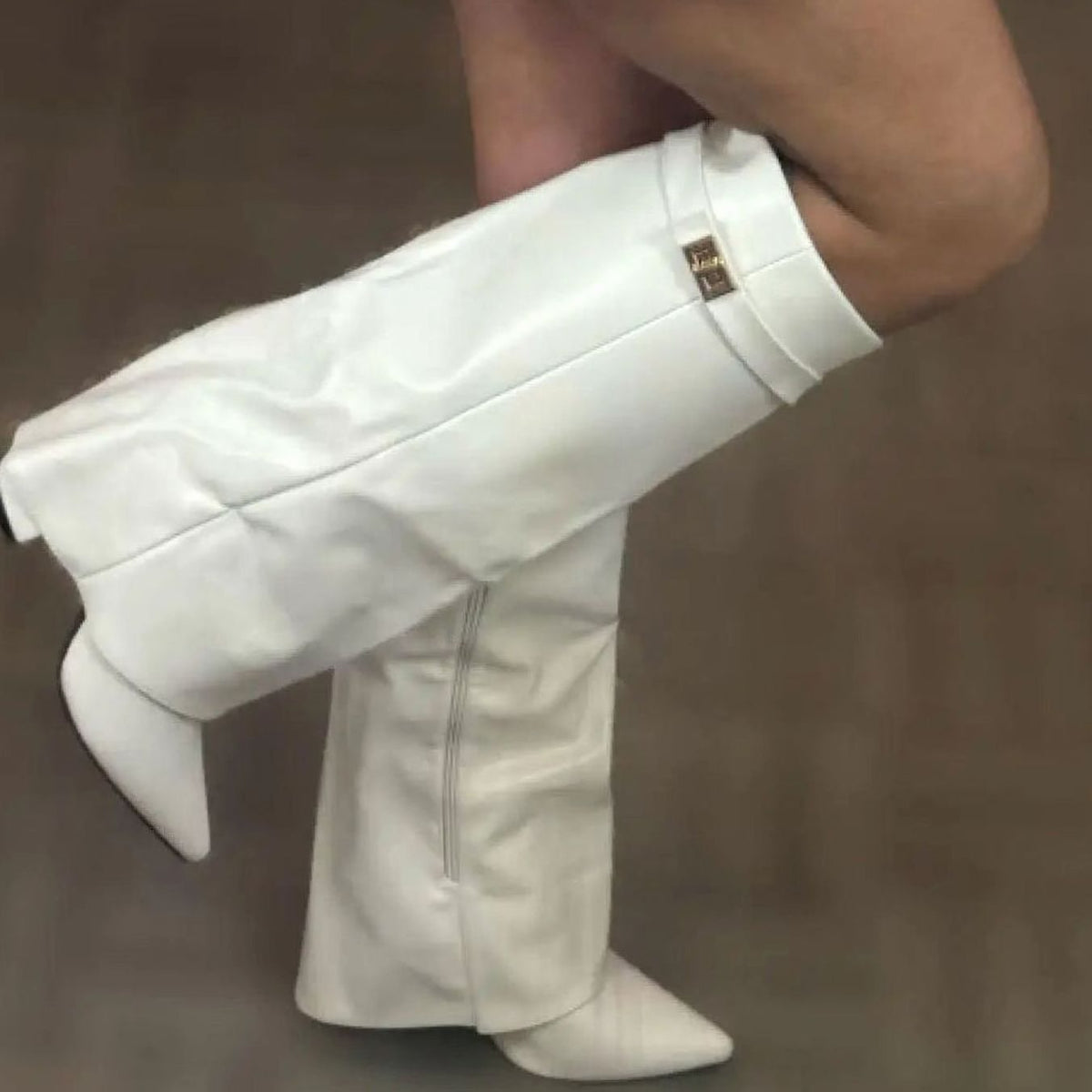 Pointed Toe Suede Knee-High Boots