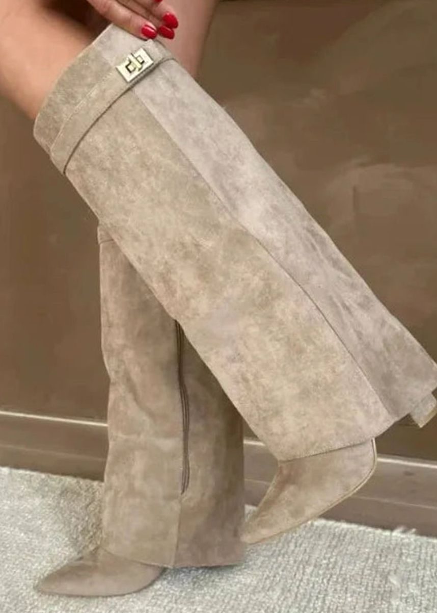 Pointed Toe Suede Knee-High Boots